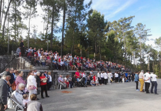 Máis de 250 persoas participaron na Xuntanza de Música Tradicional de Lousame